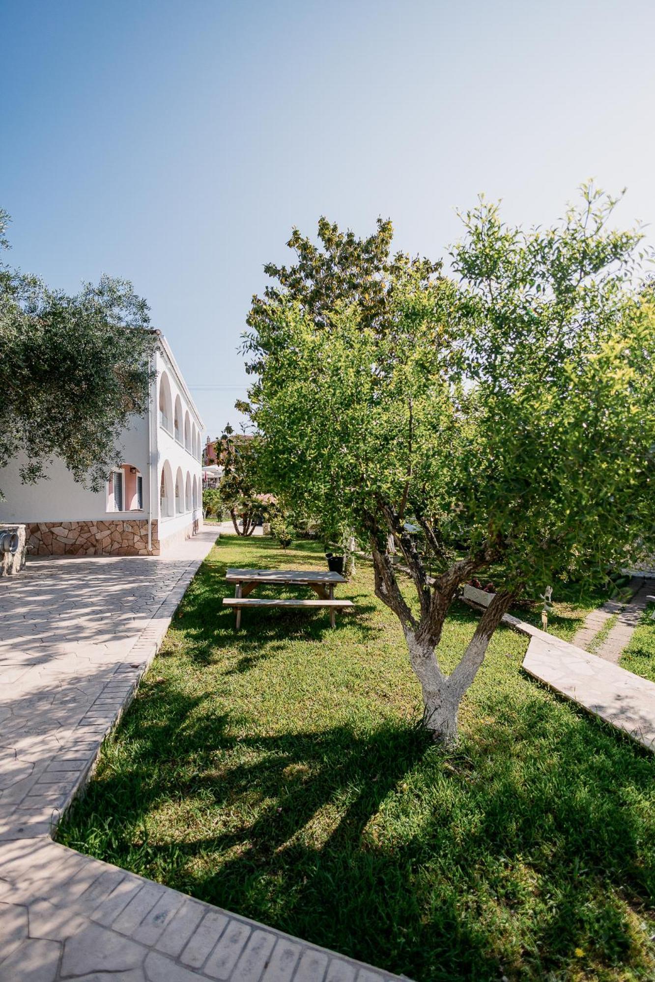 Mathraki Resort Гоувия Экстерьер фото